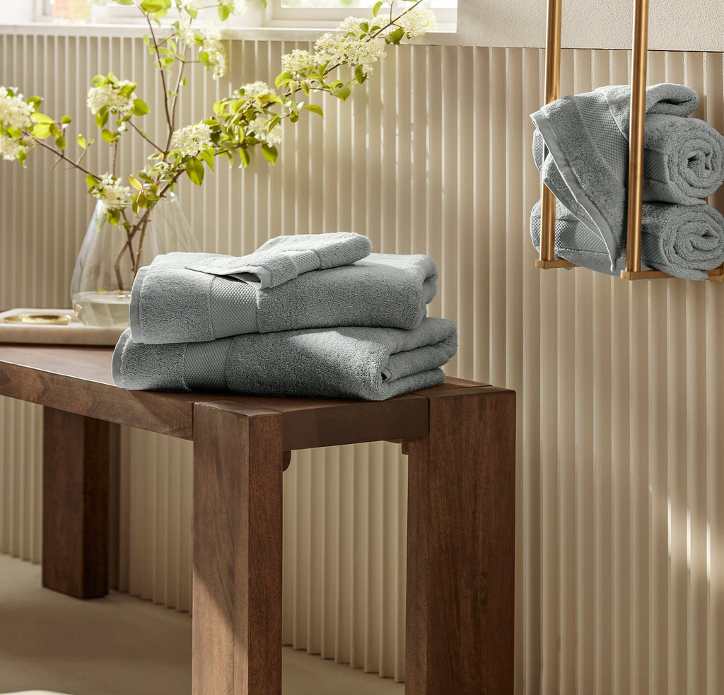 Plush Bath Towel Set in Shore