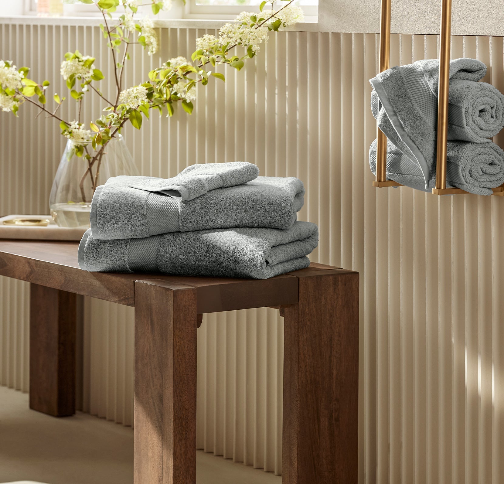 Plush Bath Towel Set in Shore