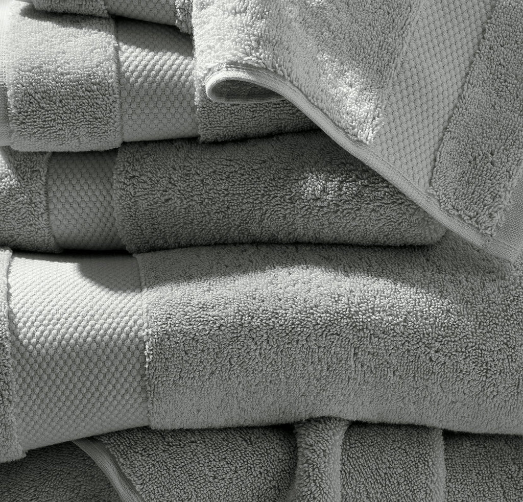 Plush Bath Towel Set in Shore