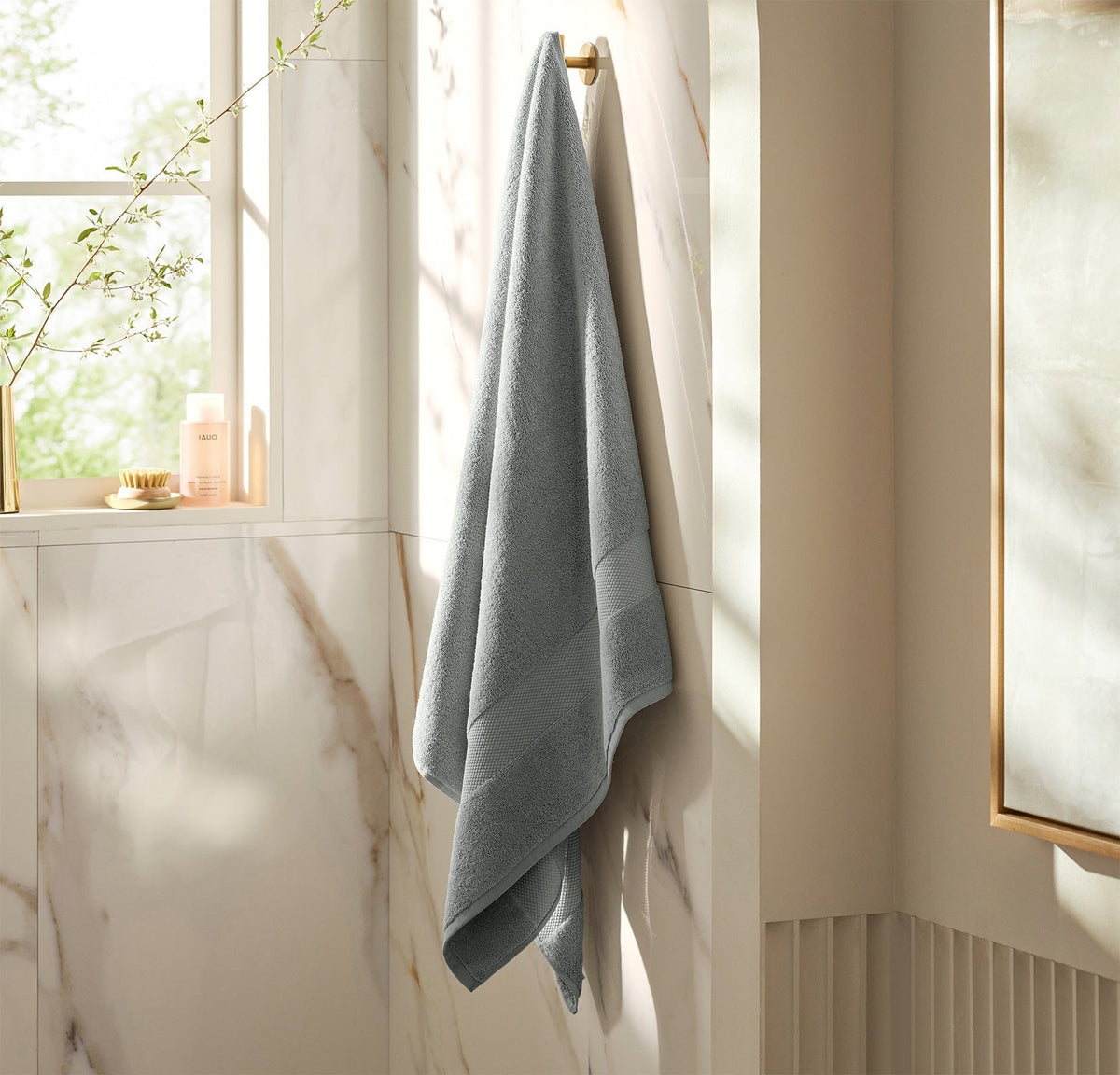 Plush Bath Towel in Shore