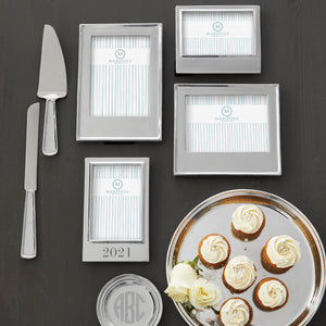 Signature Cake Server Set