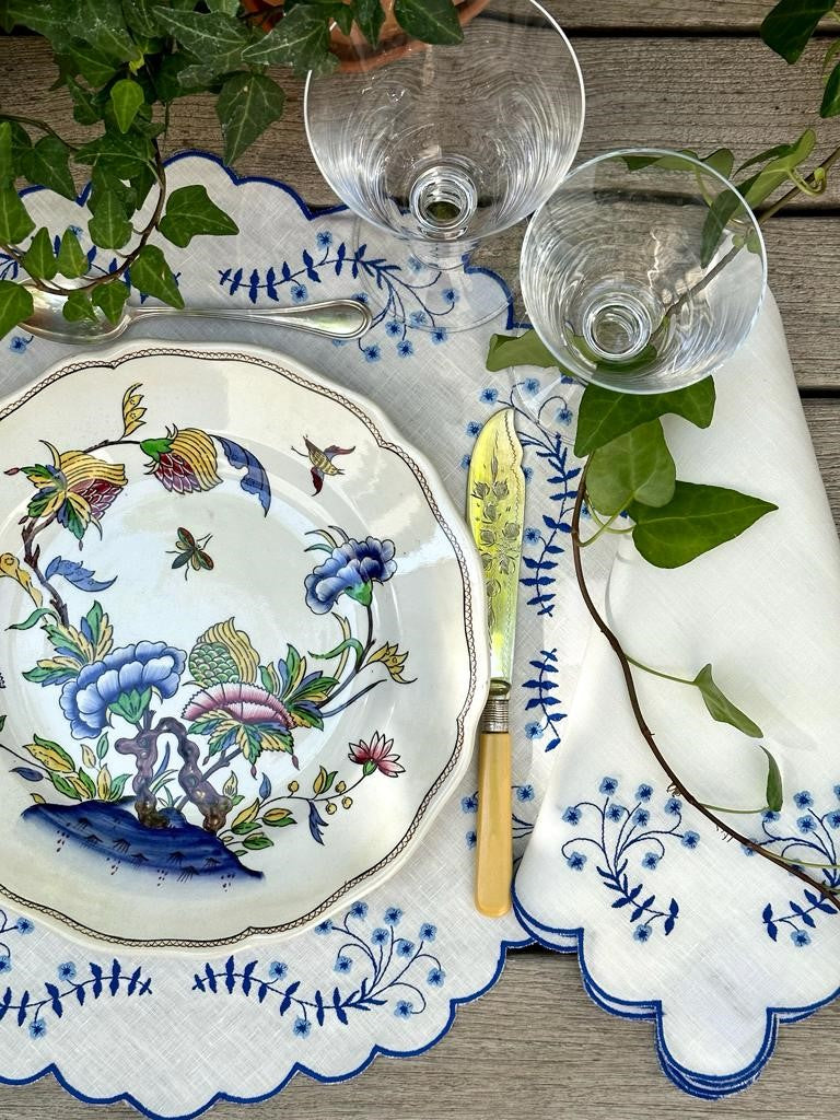 Spring Linen Dinner Napkin in Blue