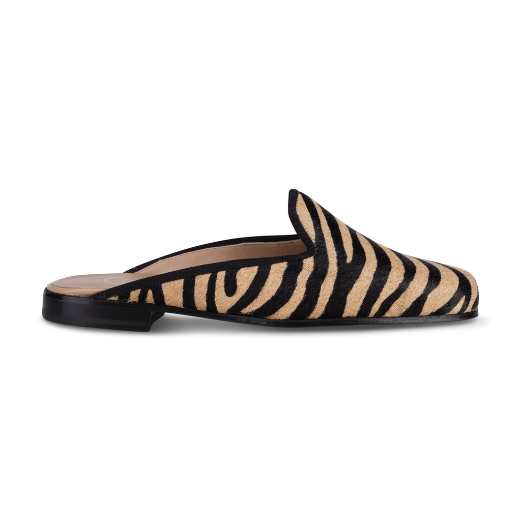 Our Stripes Camel Leather Mule (Woman) item is photographed here against a white background.