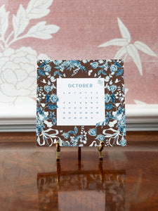 2025 Desk Calendar in the Pearl Box