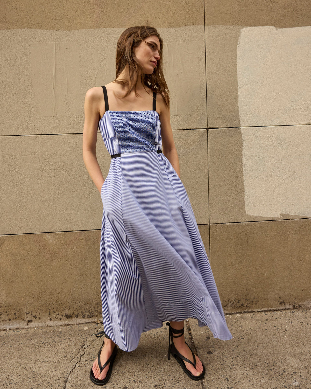 Tavira Dress in Blue & Optic White