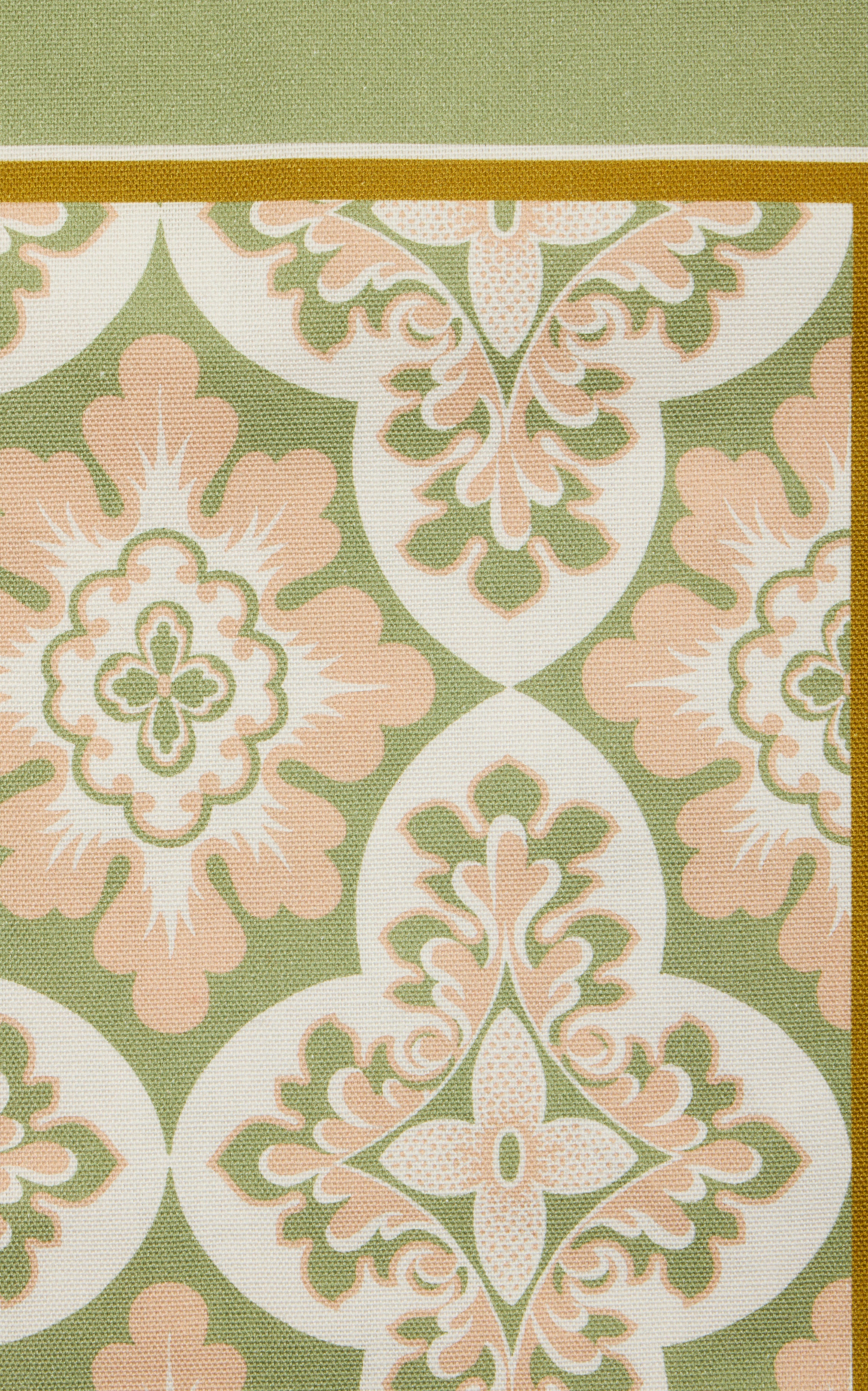 Large Tablecloth in Palazzo Light Pink