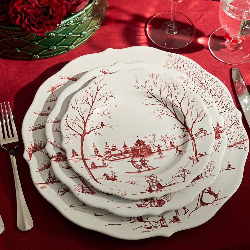 Berry Scallop 60" x 120" Tablecloth in Ruby