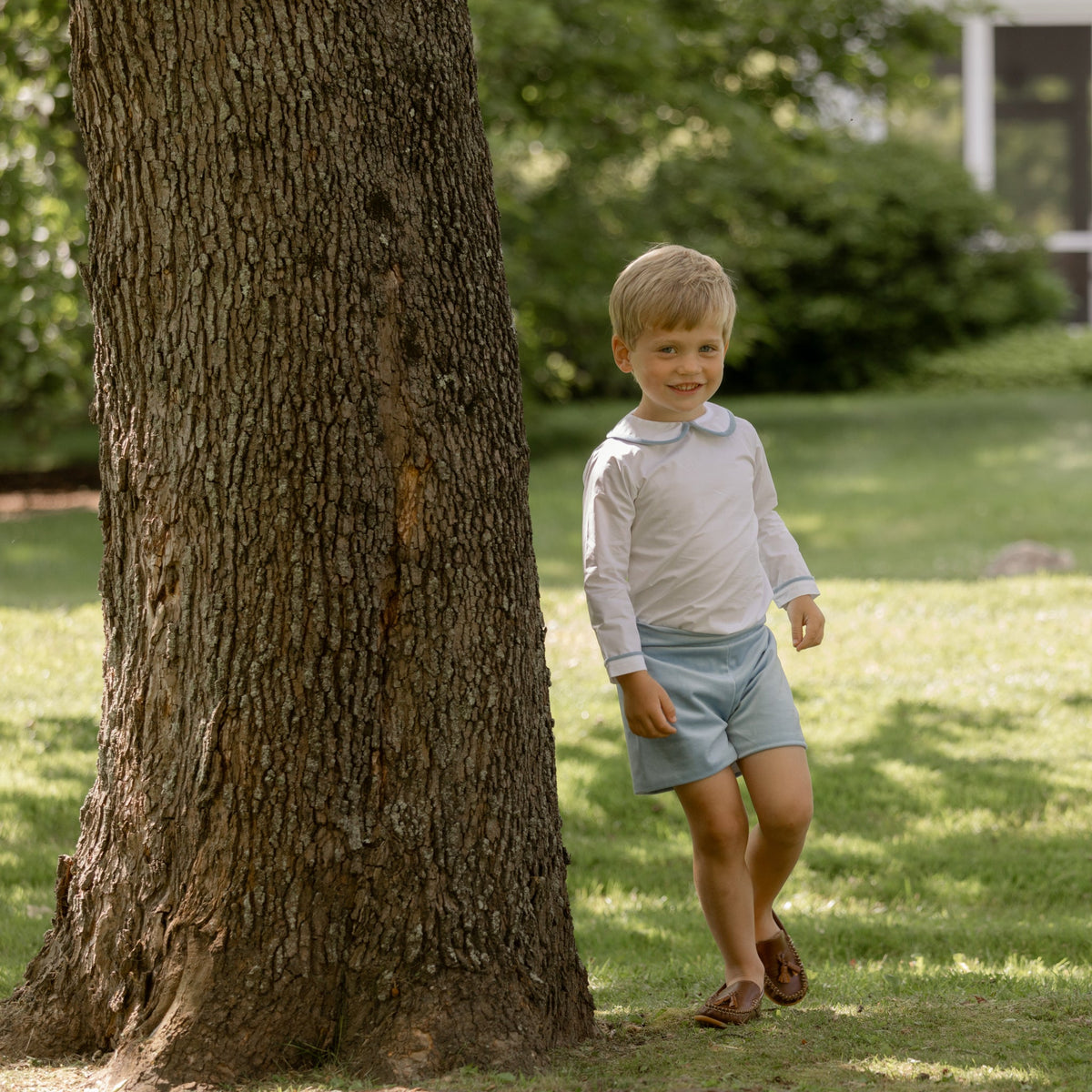 Robert Shorts in Bay Tree Blue Velvet