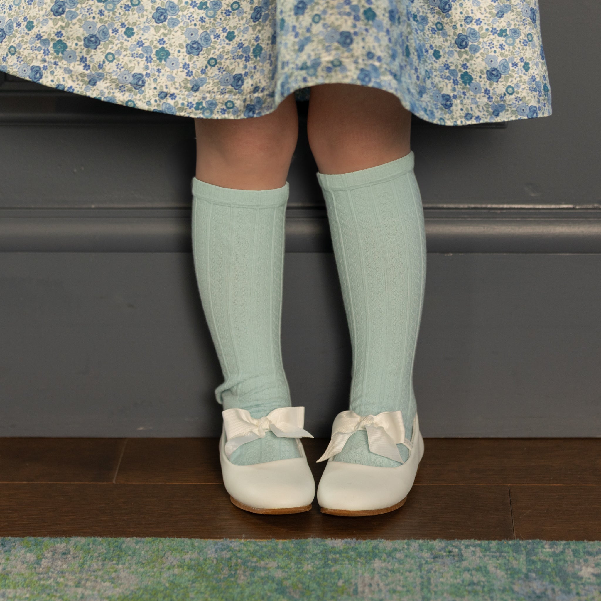 Scalloped Knee Socks in Berkeley Blue