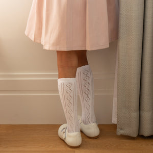 White Scalloped Diamond Knee Socks for girls and toddlers, classic knit knee-high socks to coordinate with Henry Duvall’s Fall Collection