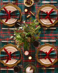 Signature Twill Tablecloth in Kensington Tartan