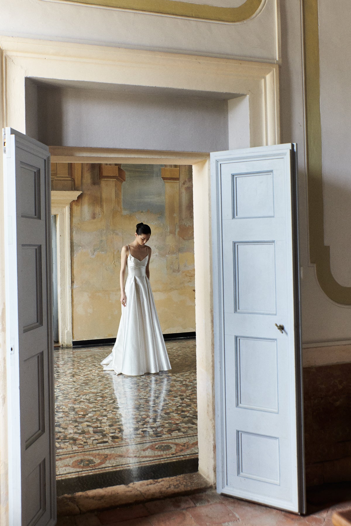 Silk Mikado Gown | STYLE 074