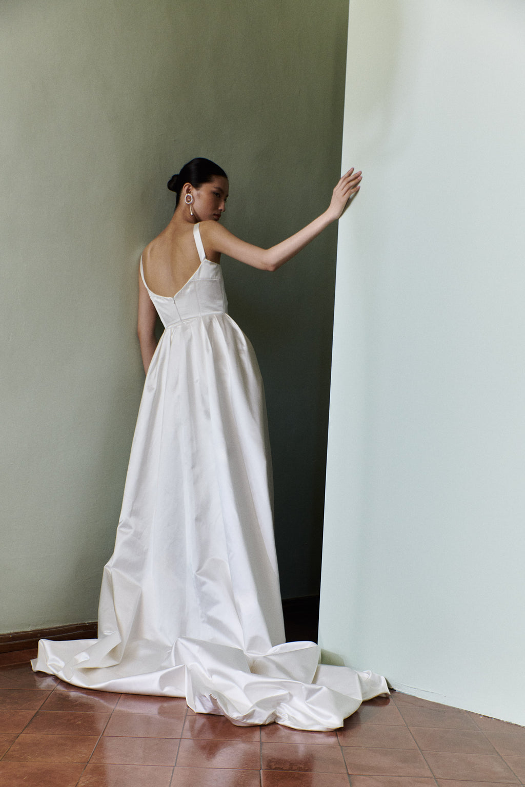 Duchesse Satin Detachable Train | STYLE 131