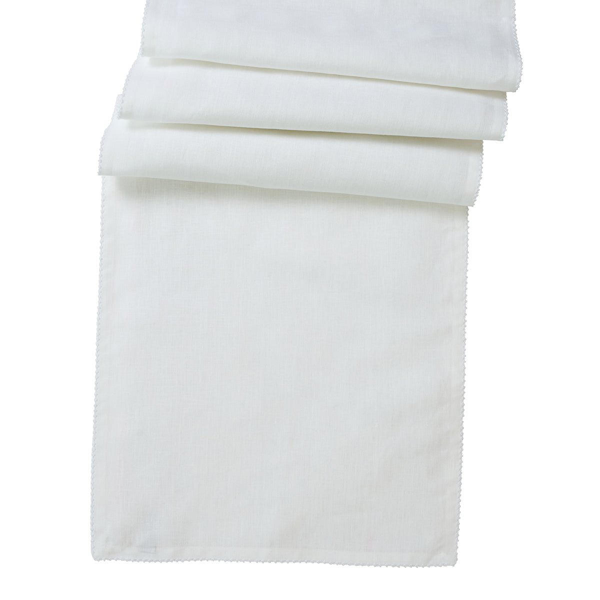 Berry Scallop 18" x 90" Table Runner in White