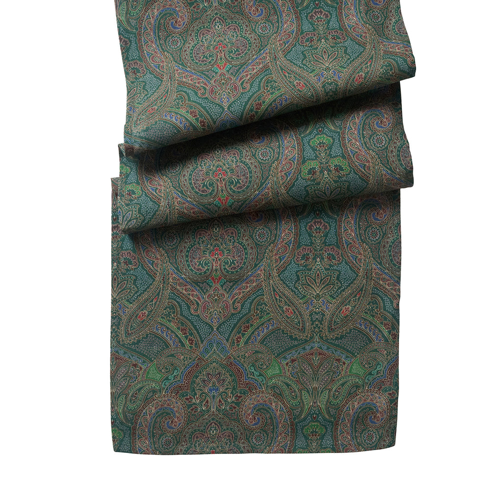Paisley 18" x 90" Table Runner in Evergreen