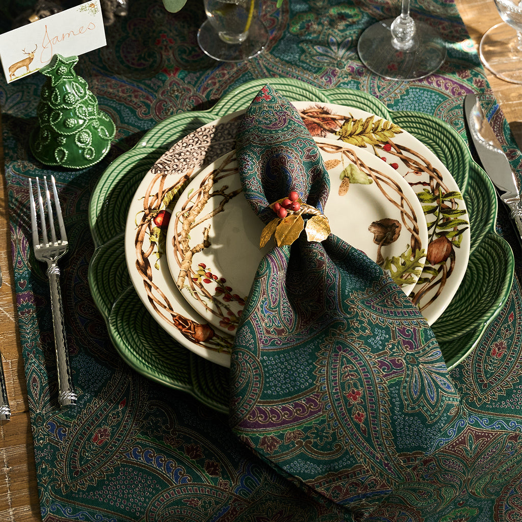 Paisley 18" x 90" Table Runner in Evergreen