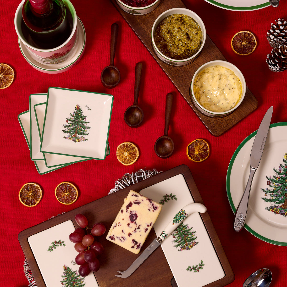 Christmas Tree 7-Piece Condiment Set