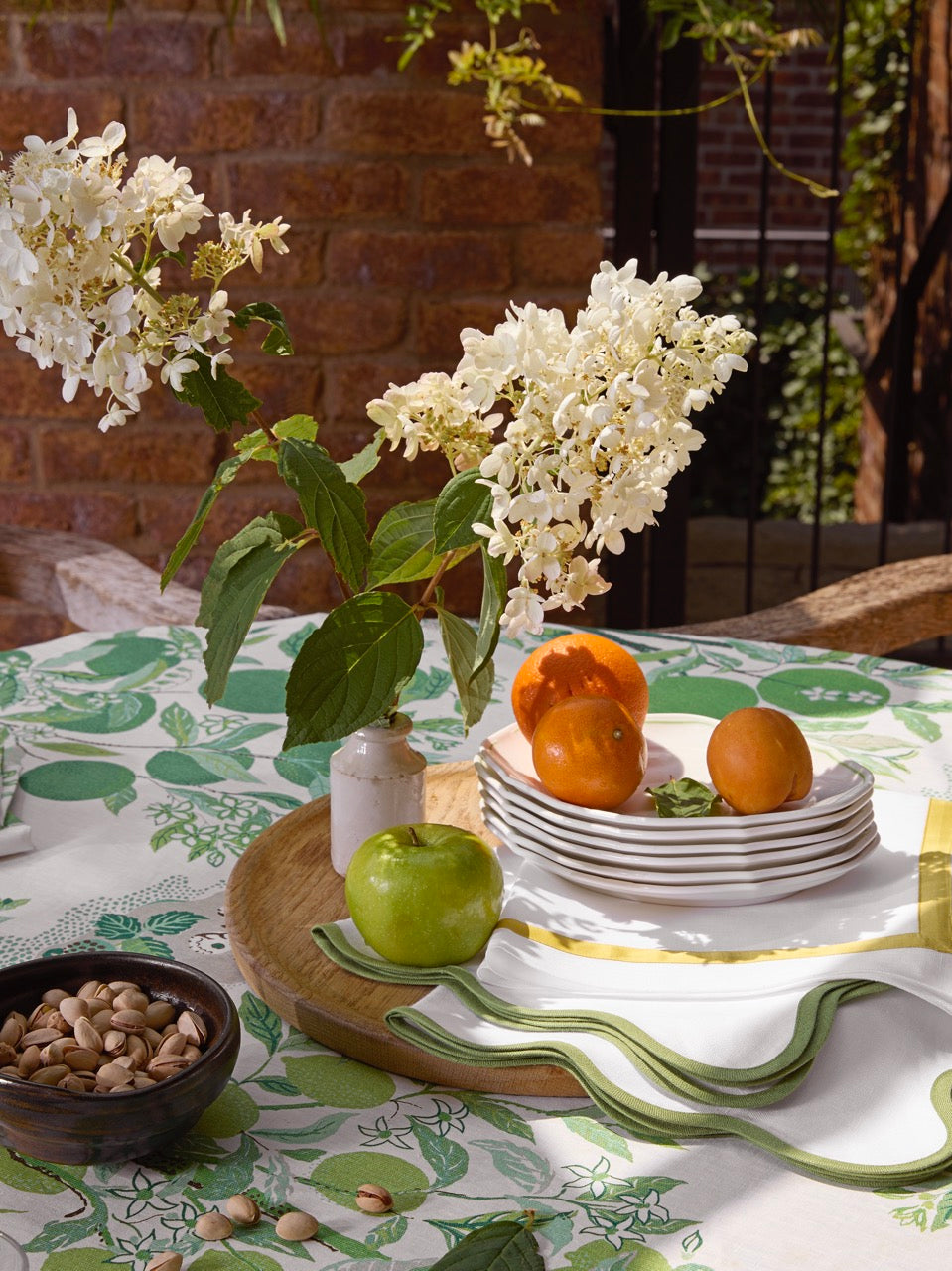 Matouk Scallop Edge Placemat - Thumbnail 4