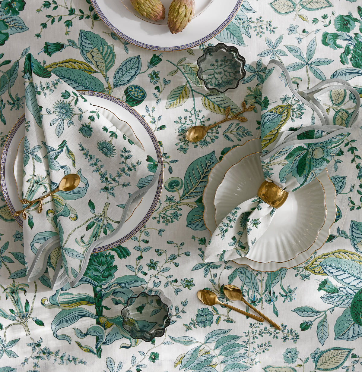 Matouk Schumacher Pomegranate Tablecloth in Emerald