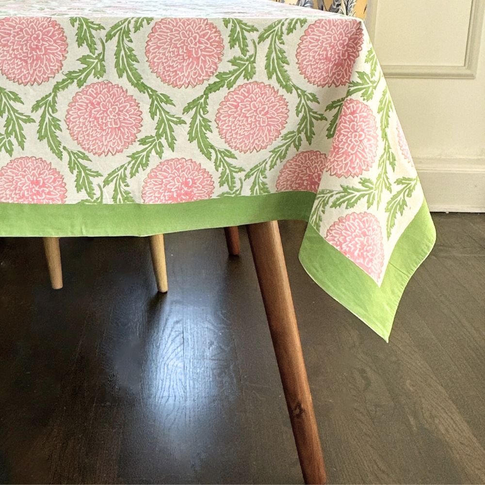 tablecloth draping 