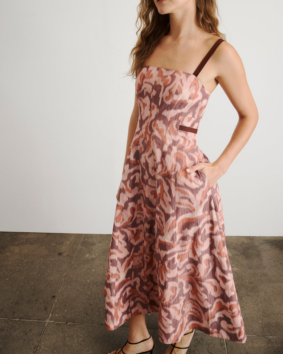 Tavia Dress in Mahogany & Sugarcane Multi