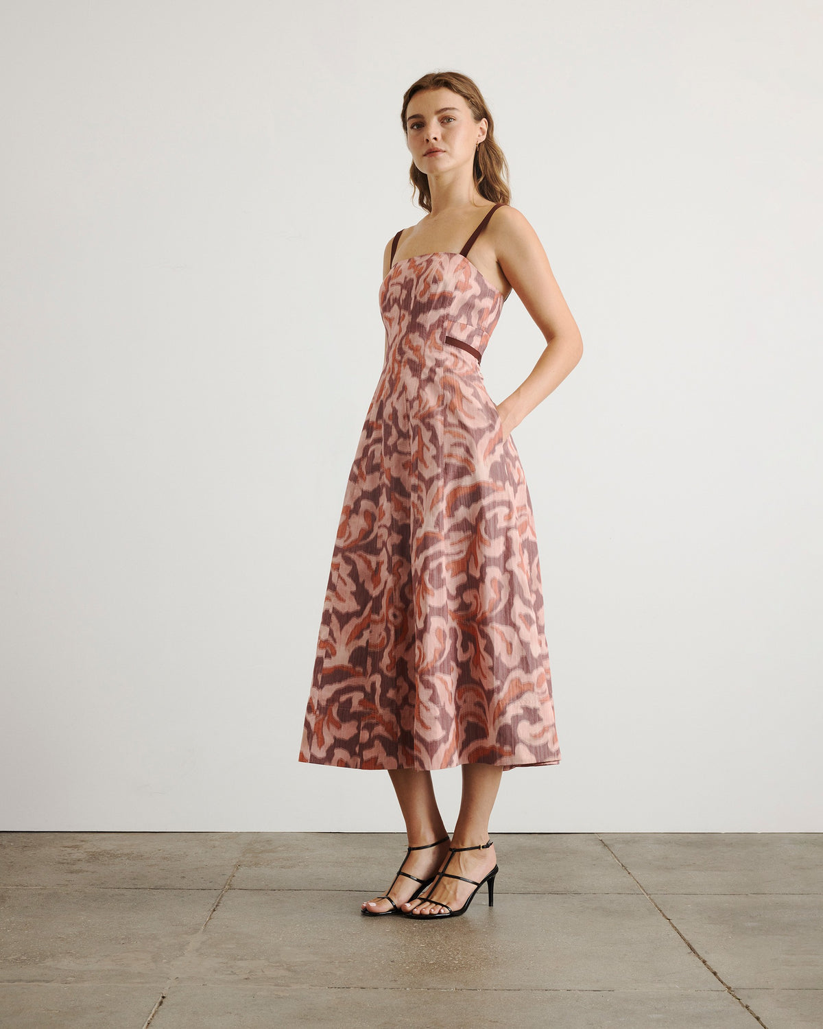 Tavia Dress in Mahogany & Sugarcane Multi
