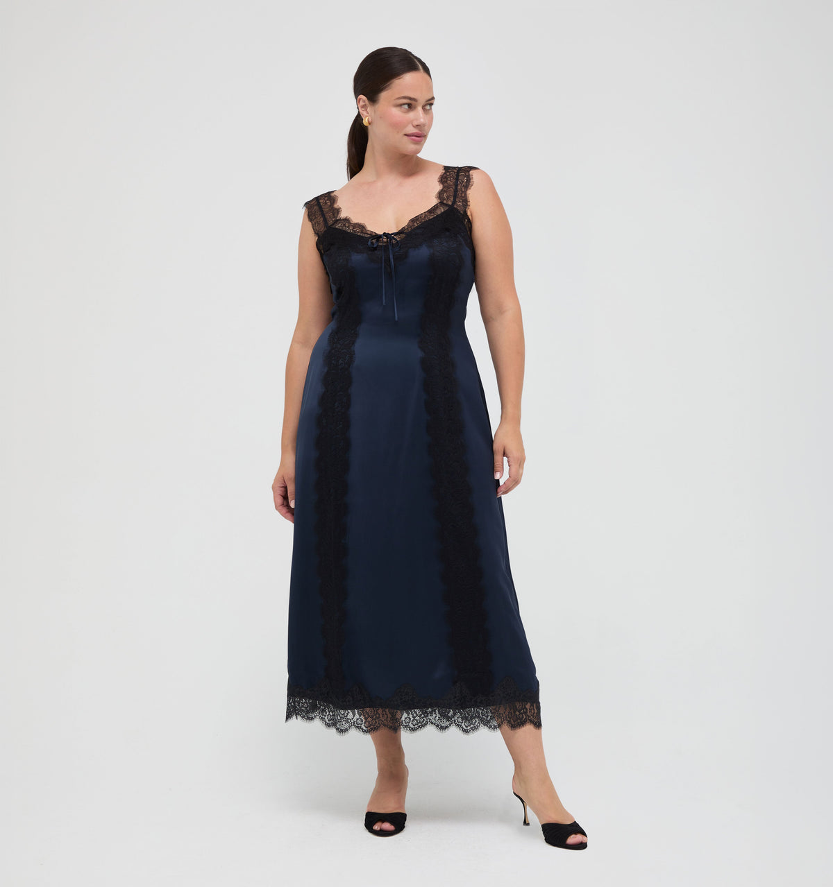 The Winsome Dress in Midnight Navy
