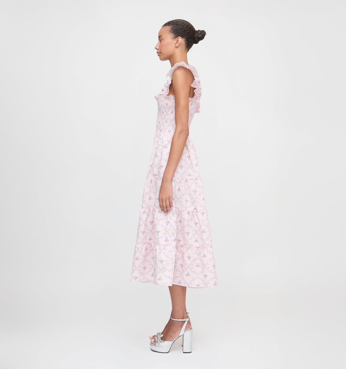 The Ellie Nap Dress in Light Pink Trellis