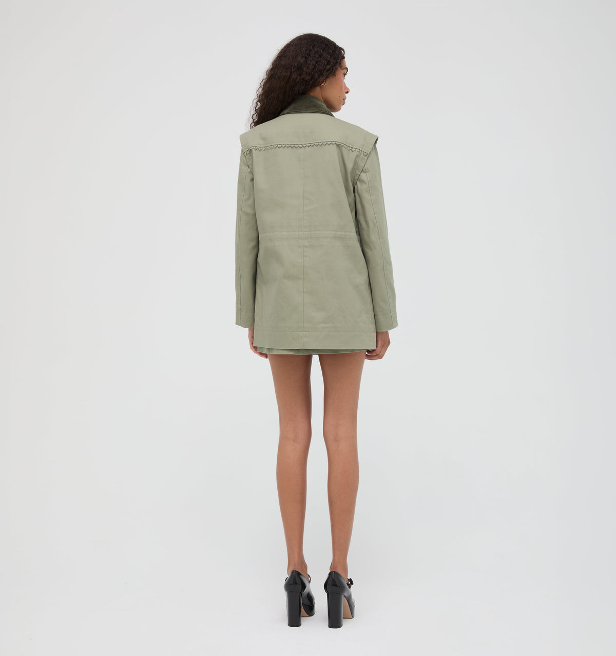 The Gillian Jacket in English Sage