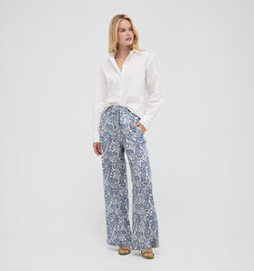 The Maxime Pant in Chedworth Paisley Blue