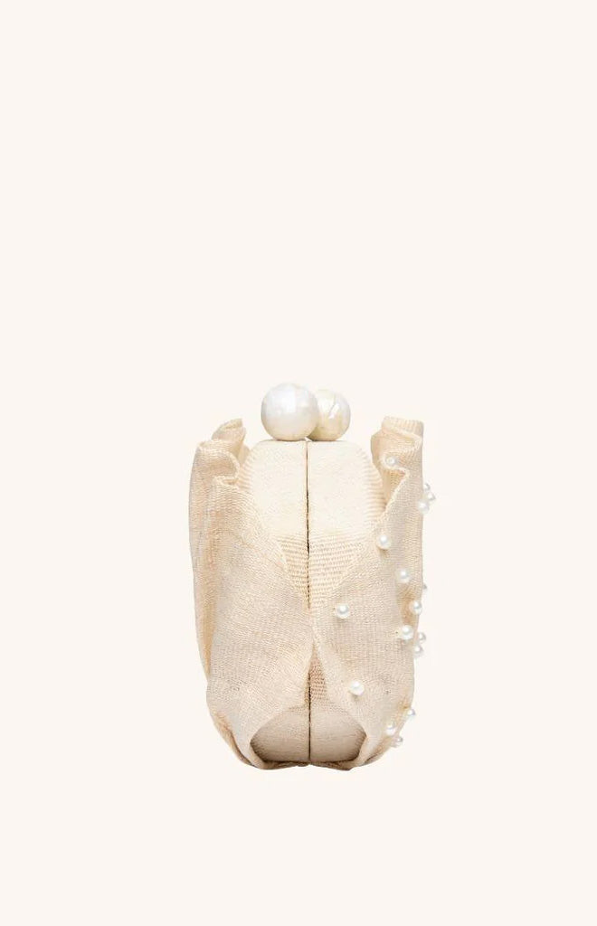 The Origami Scallop Pearl in Sand