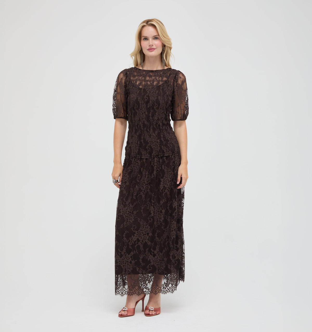 The Short Sleeve Dalia Nap Dress in Chocolate