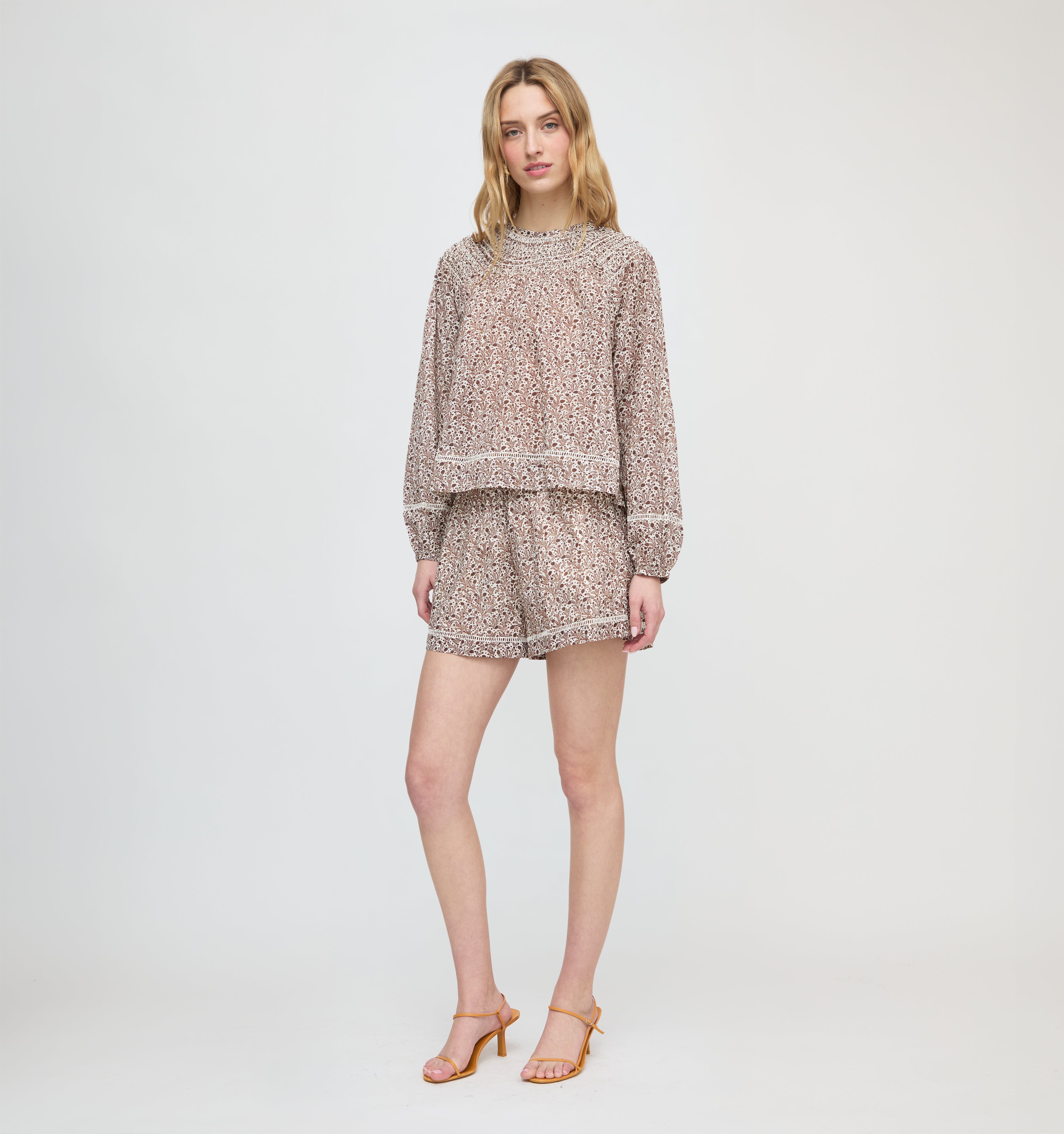 The Audrey Short in White Ditsy Thistle