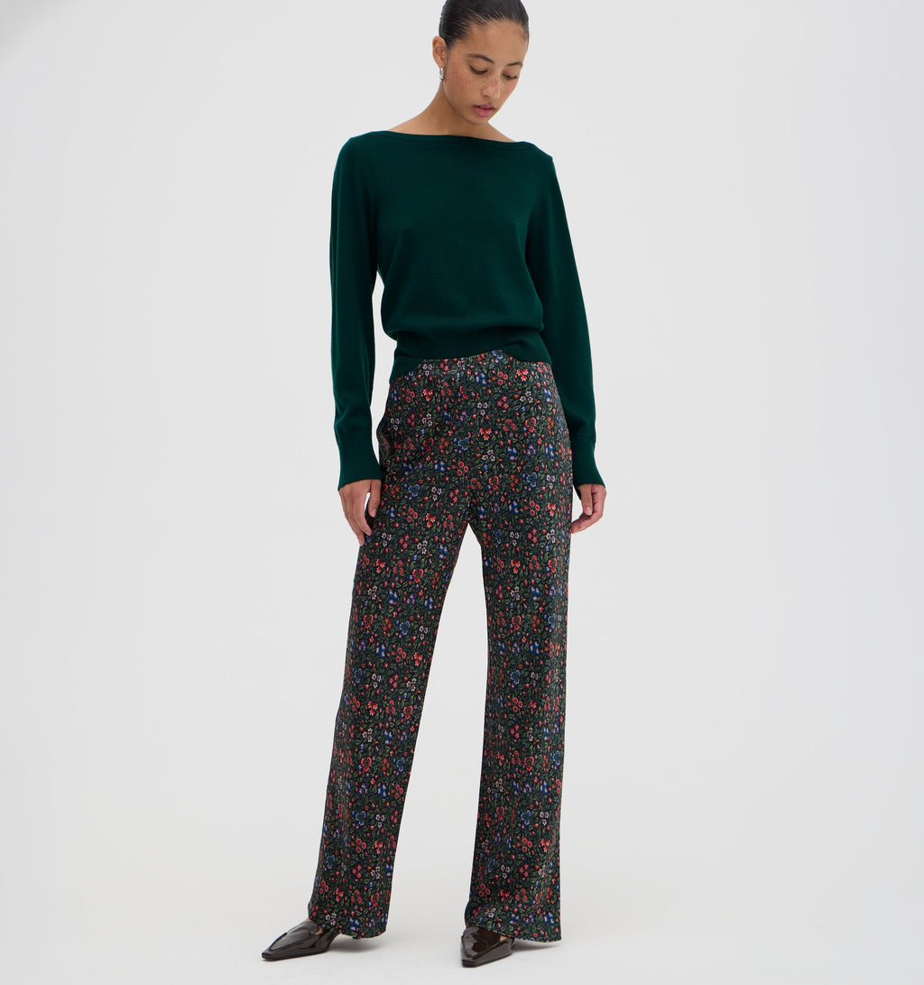 The Beverly Pant in Woodland Floral
