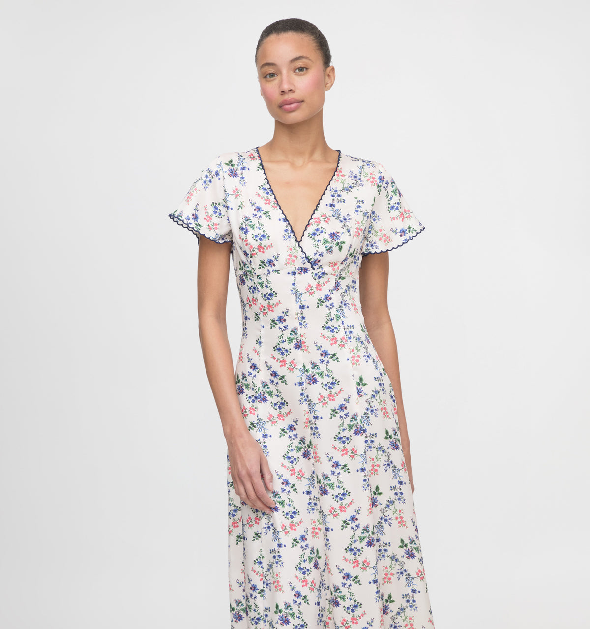 The Brie Dress in Scallop Bow Chintz Pink