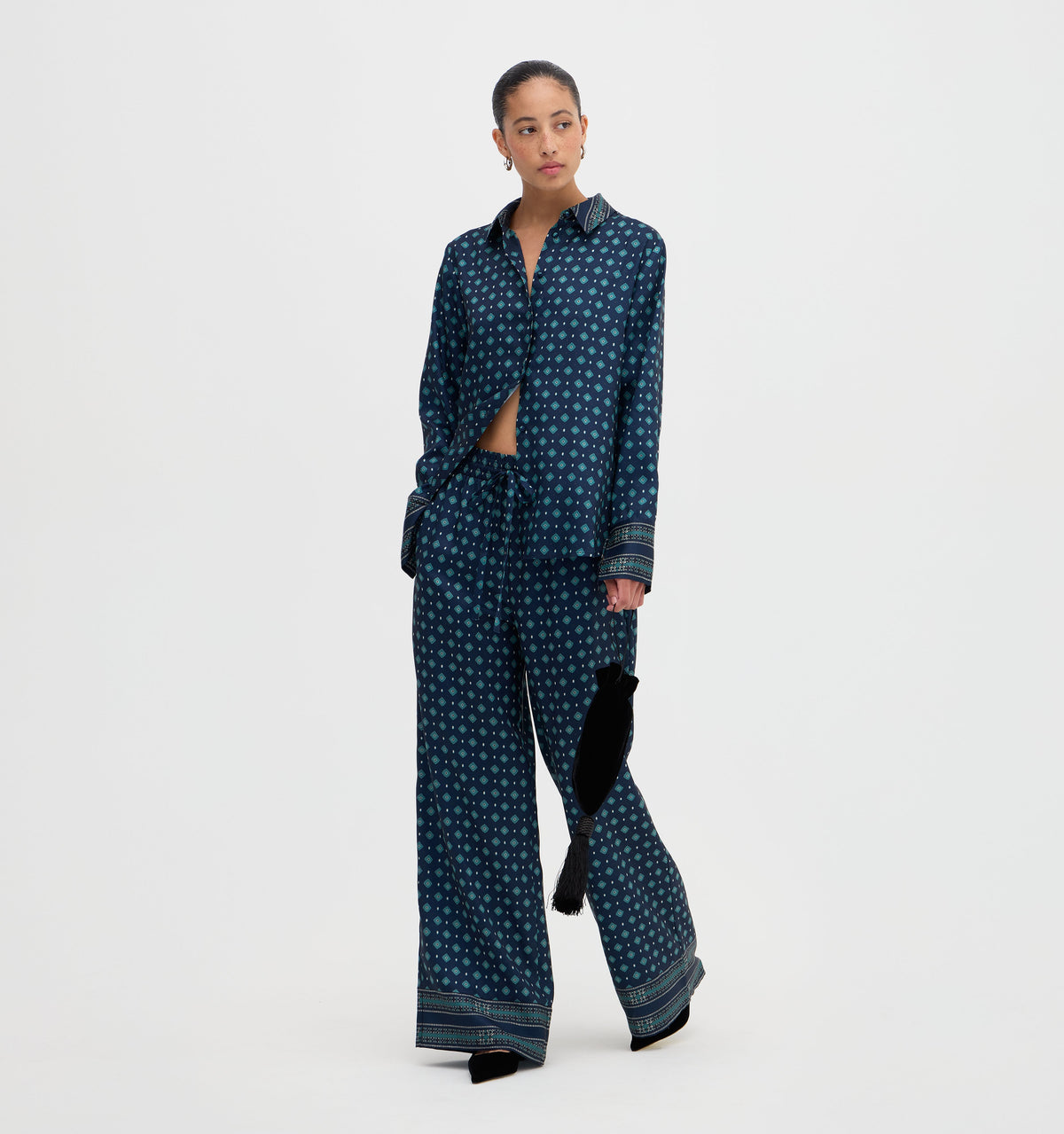 The Maxime Pant in Juniper Foulard