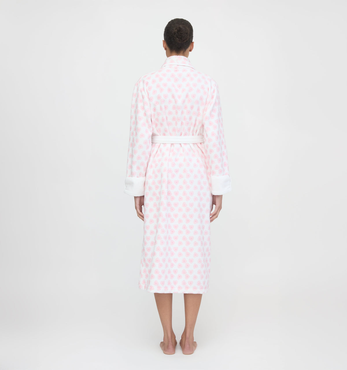 The Hotel Robe in Doily Heart Pink