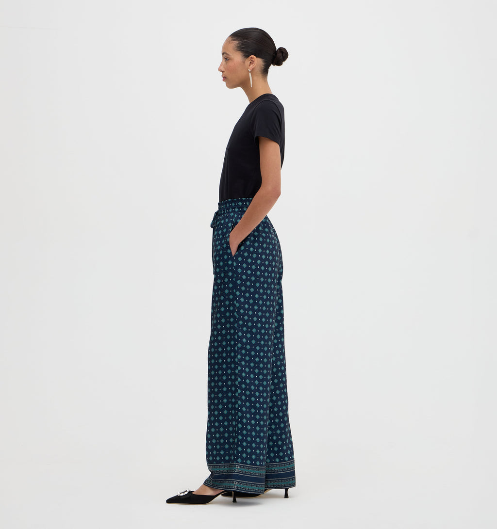 The Maxime Pant in Juniper Foulard