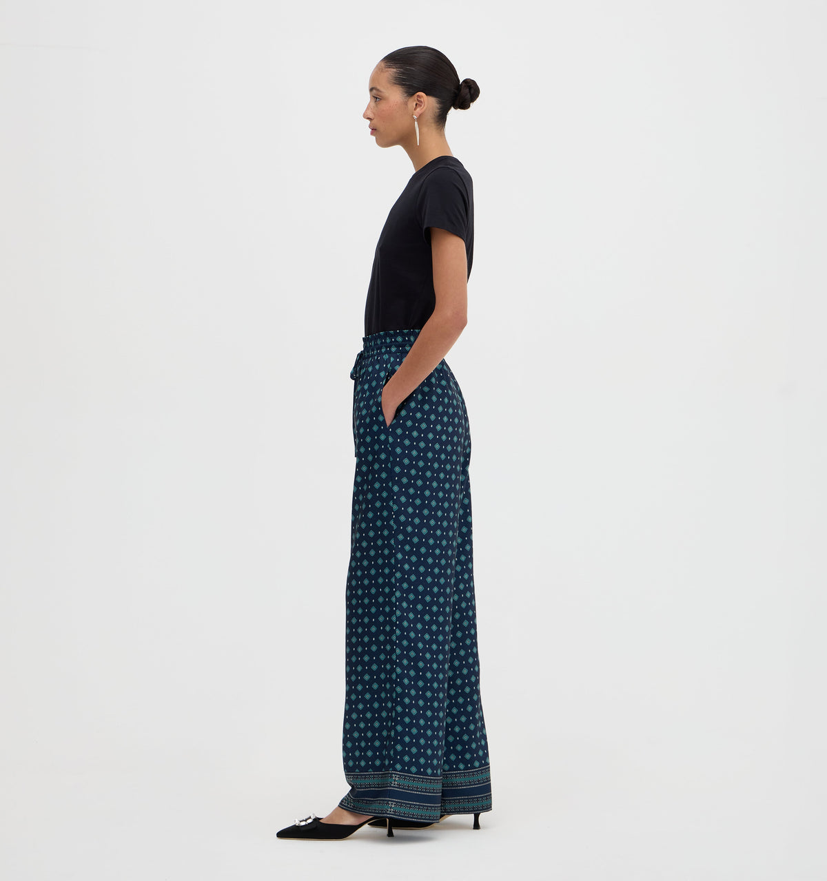 The Maxime Pant in Juniper Foulard