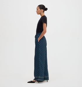 The Maxime Pant in Juniper Foulard