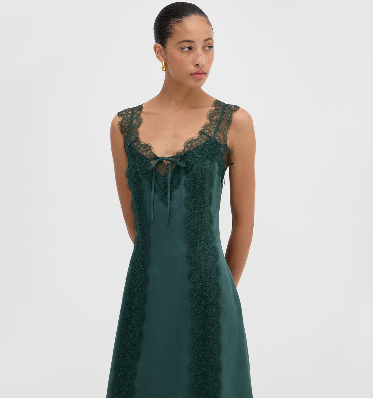 The Winsome Dress in Jadeite Floral Jacquard