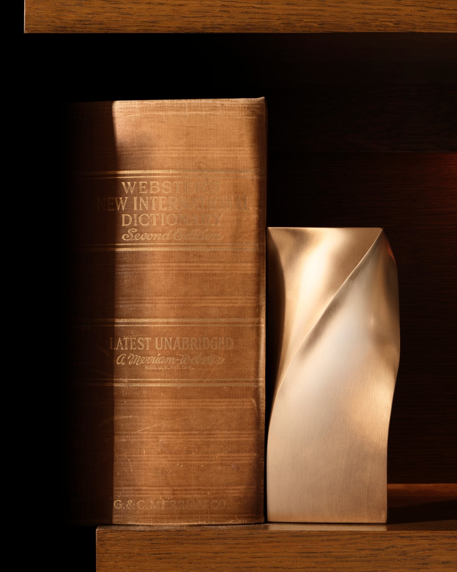 Twist Bookend in Brass