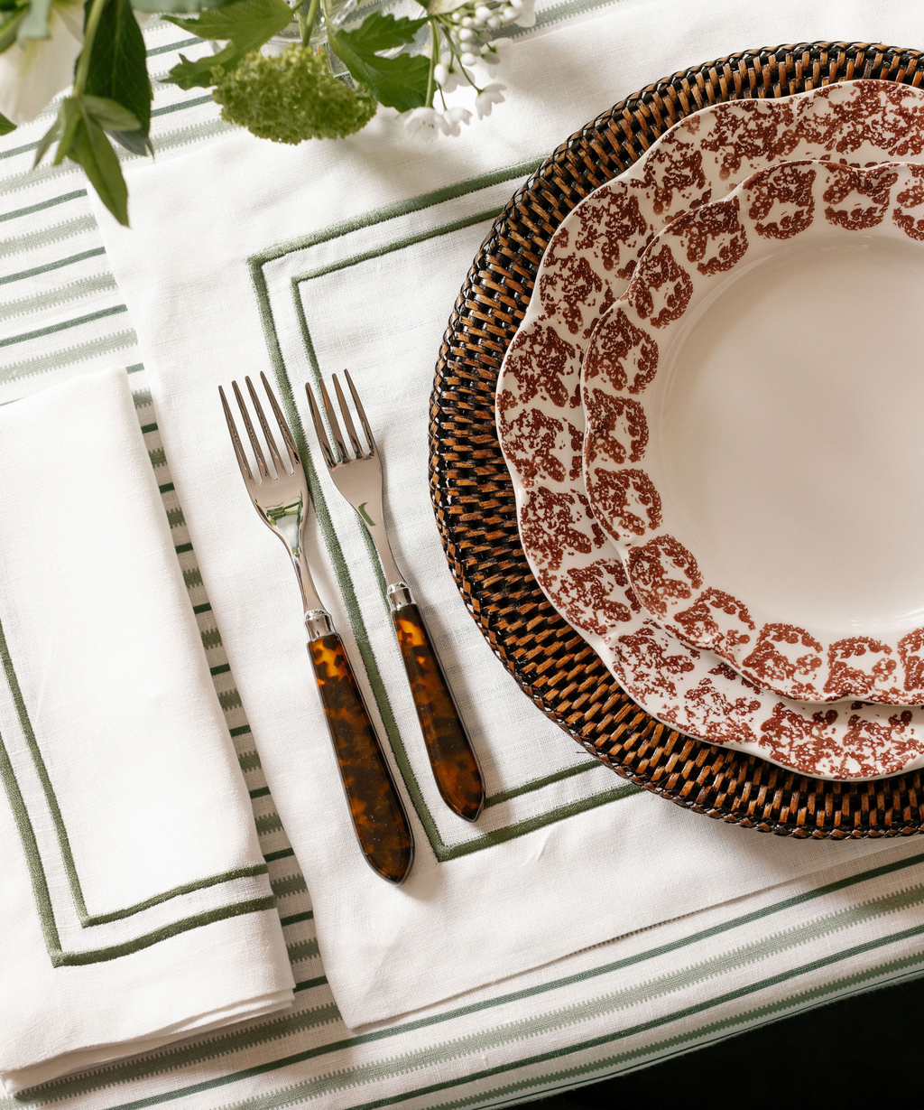 Rebecca Udall Sophie Classic Two Cord Placemat, Moss with Josephine Crockery
