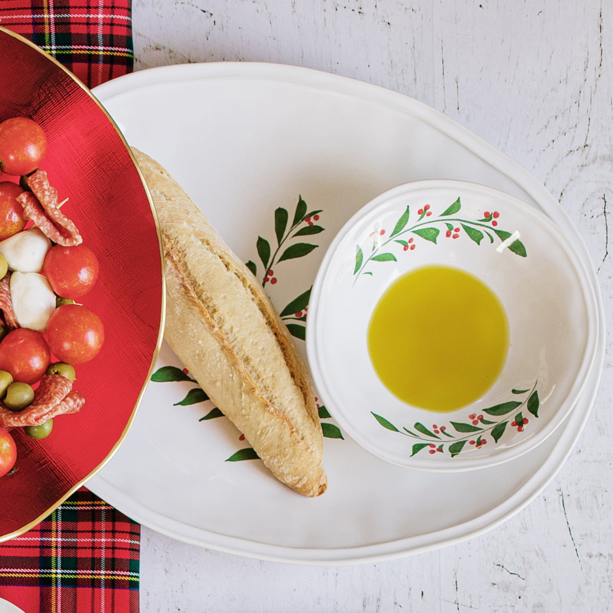 Aria Holiday Cereal Bowl in Green