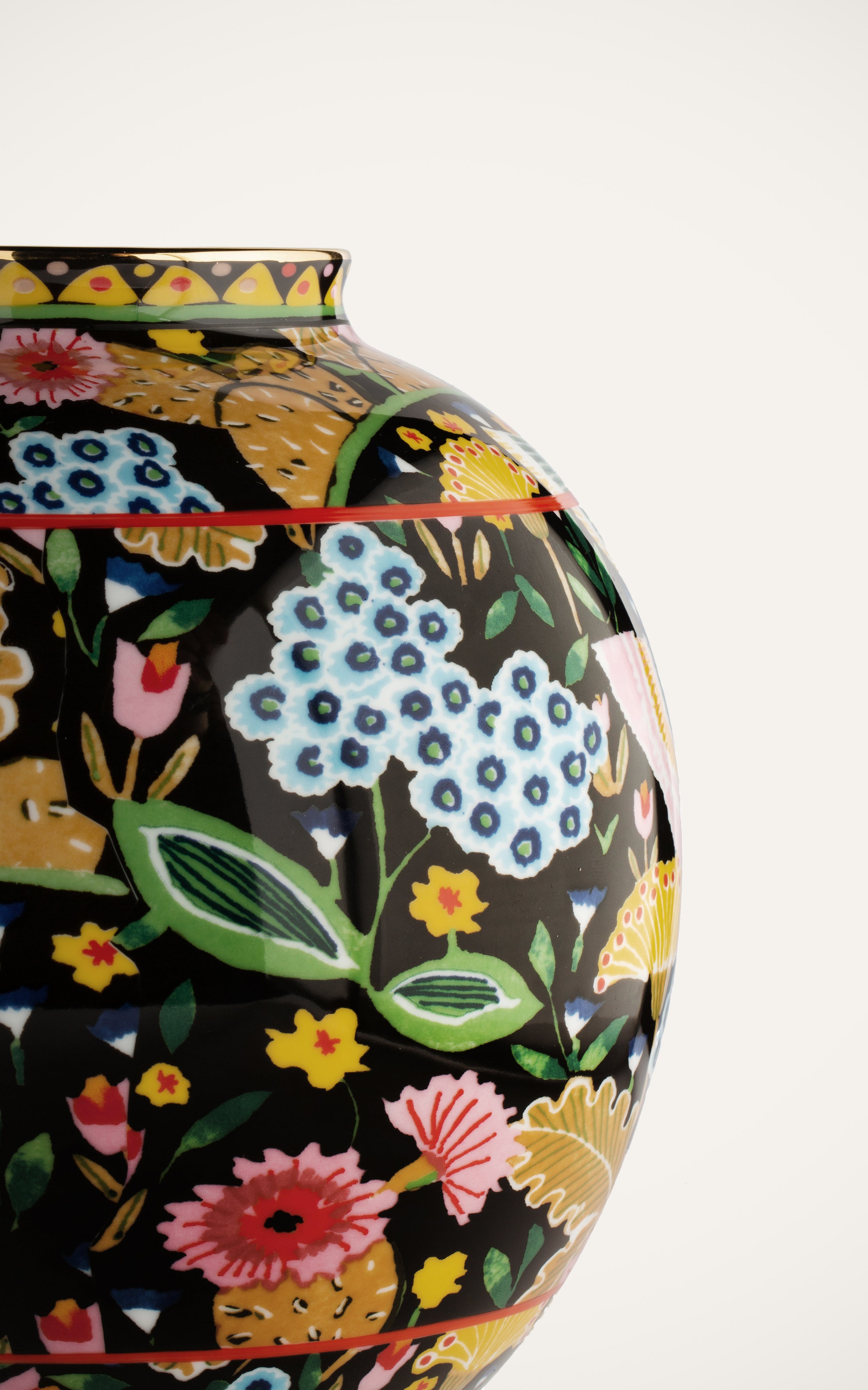 Small Bubble Vase in Colombo Black
