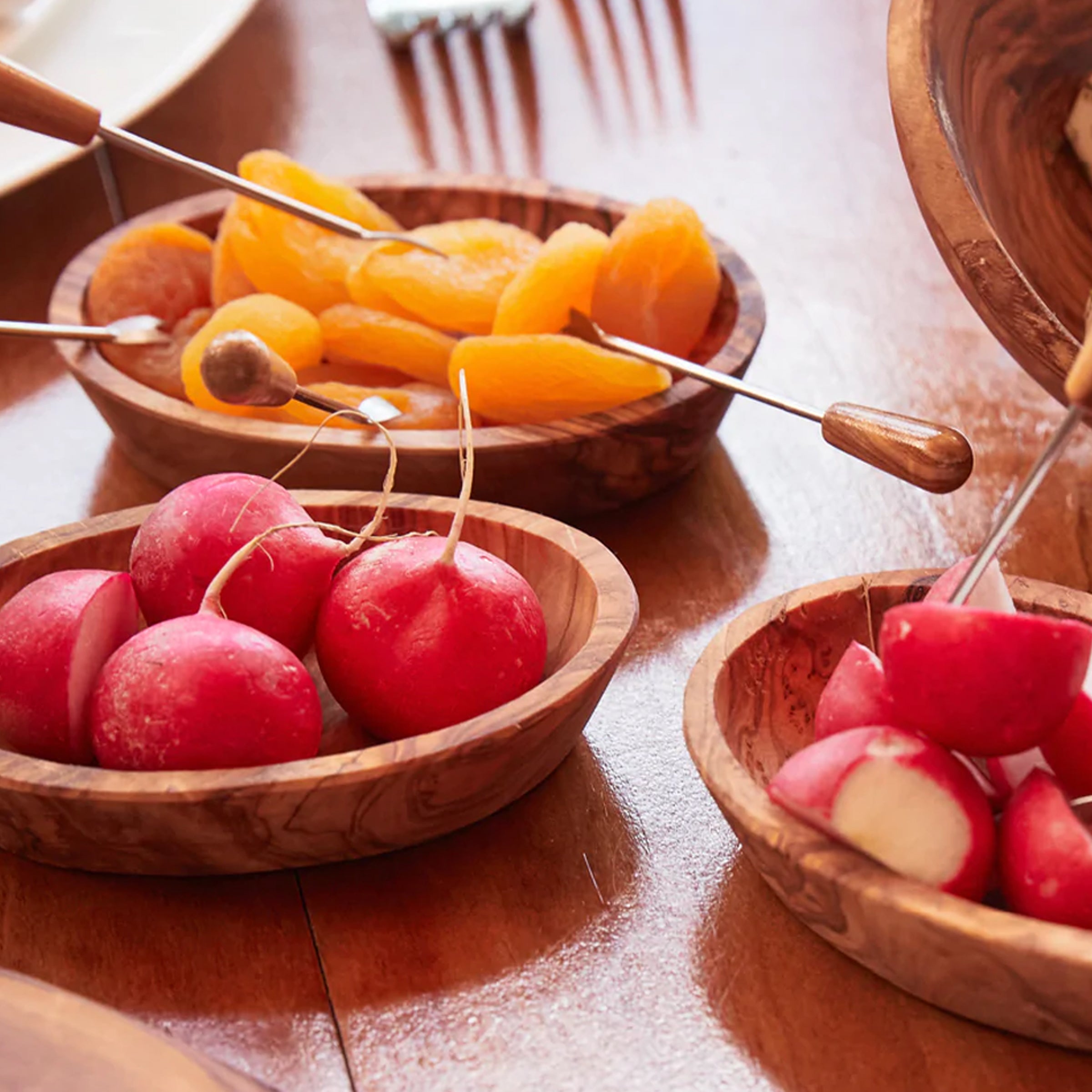 Italian Olivewood Aperitivo Bowls in Set of 4