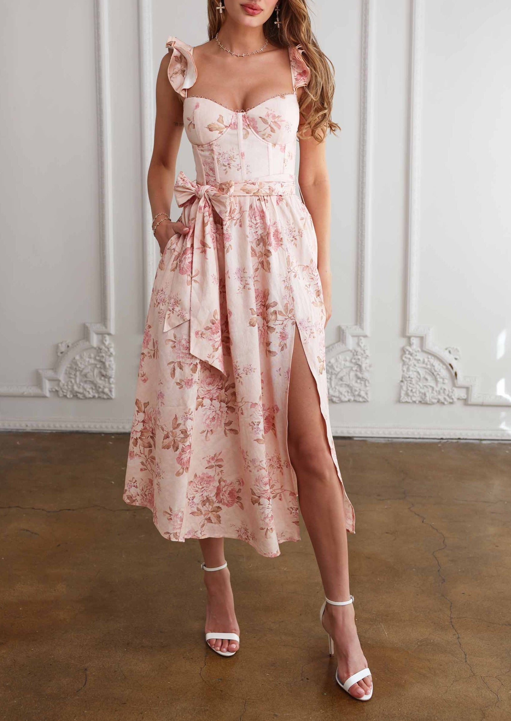 The Vera Dress in Peach Tapestry