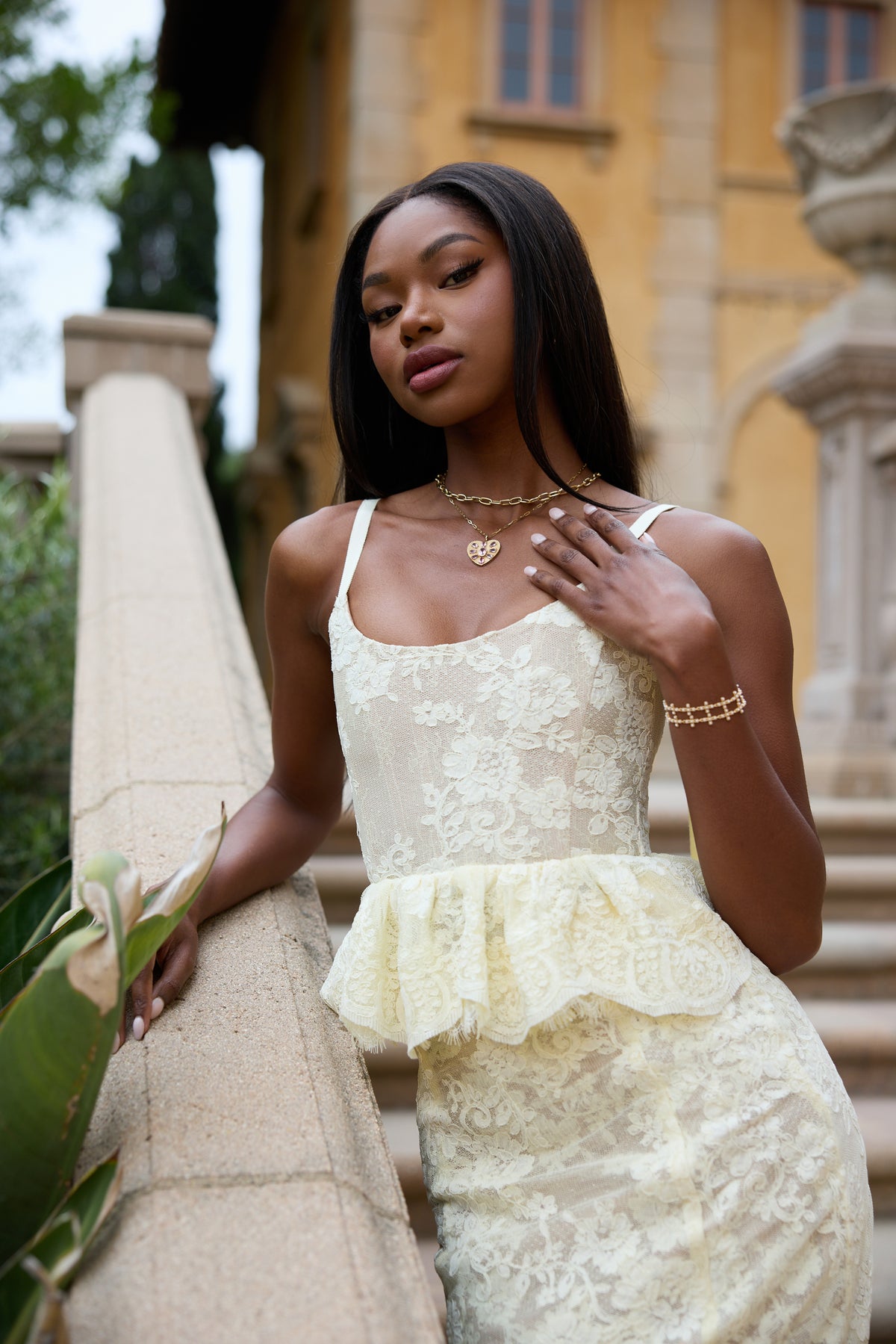 The Vinetta Set in Transparent Yellow Lace