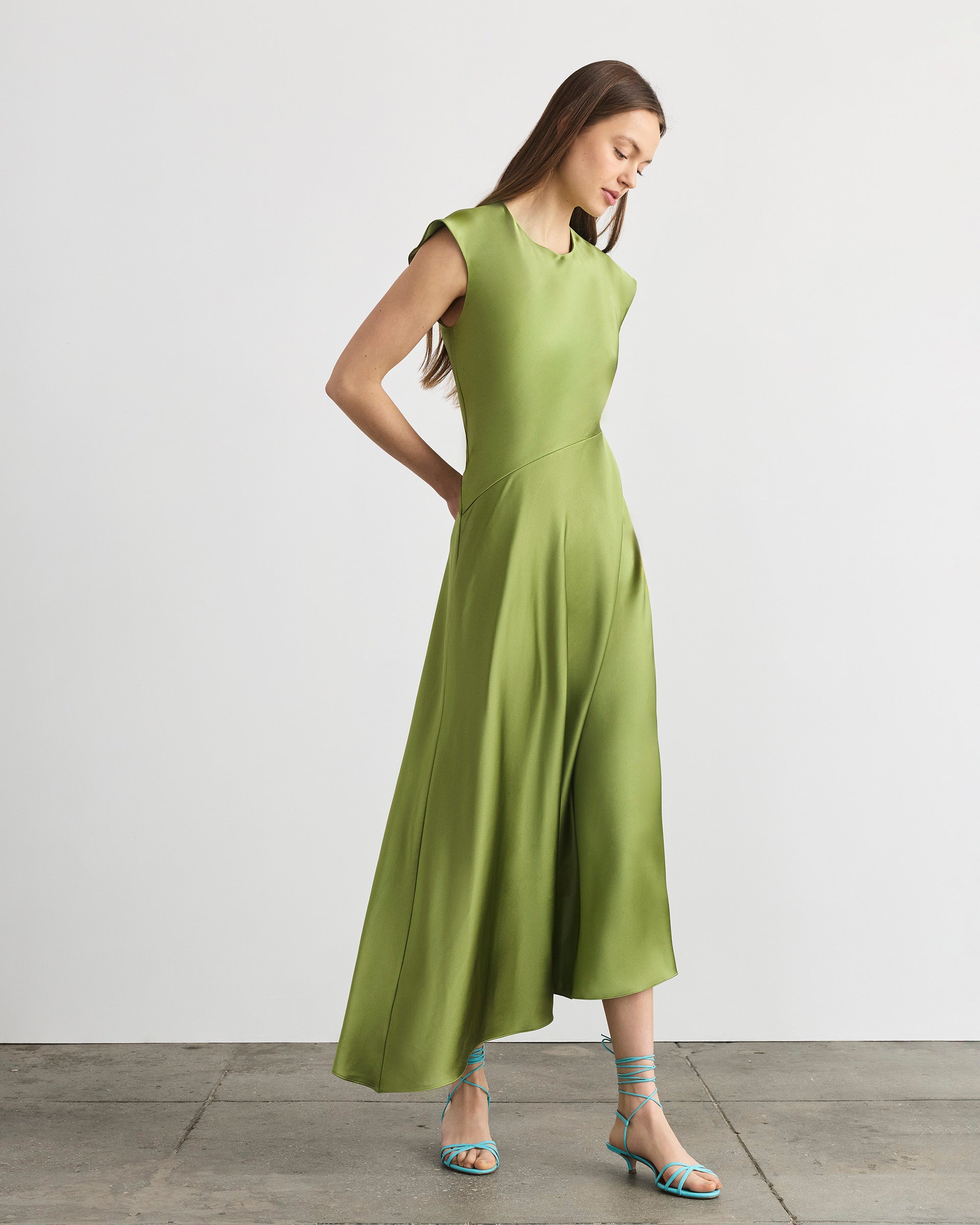 Violeta Dress in Asparagus