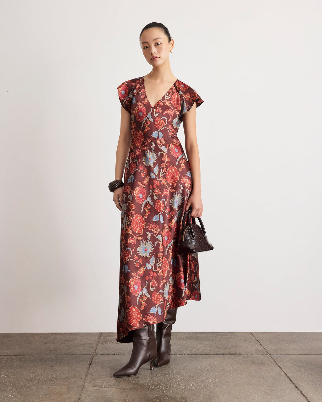 Violeta V-Neck Dress in Deep Redwood Floral